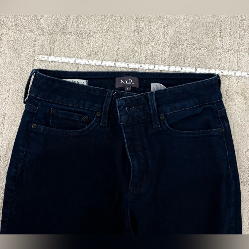 NYDJ Marilyn Straight Leg Lift Tuck Jeans 5 pocket mid to high rise fit size 6 - Picture 2 of 8